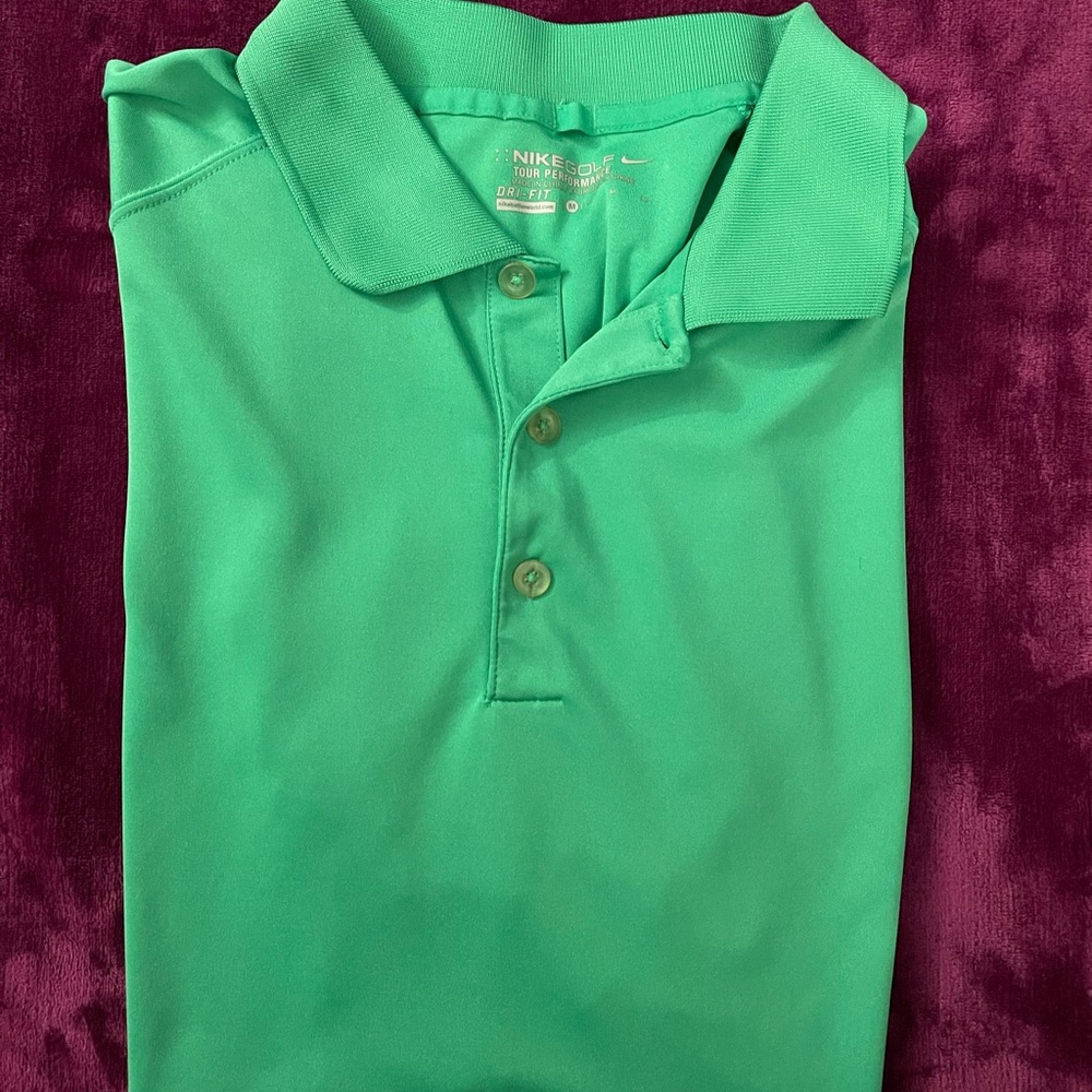 Men’s nike golf polo